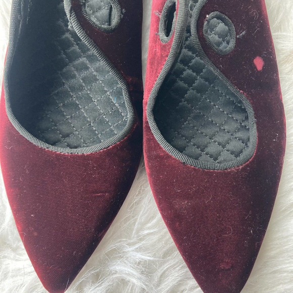 Tory Burch Clara Ballet Flats Size 9.5 Crushed Red Velvet Leather Missing Ribbon - Picture 3 of 14